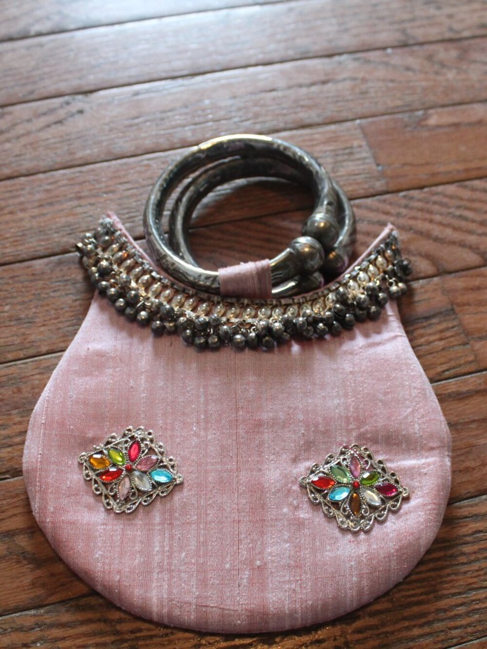 Purse Beaded small Clutch bells Pink Braclet Handle small Vintage